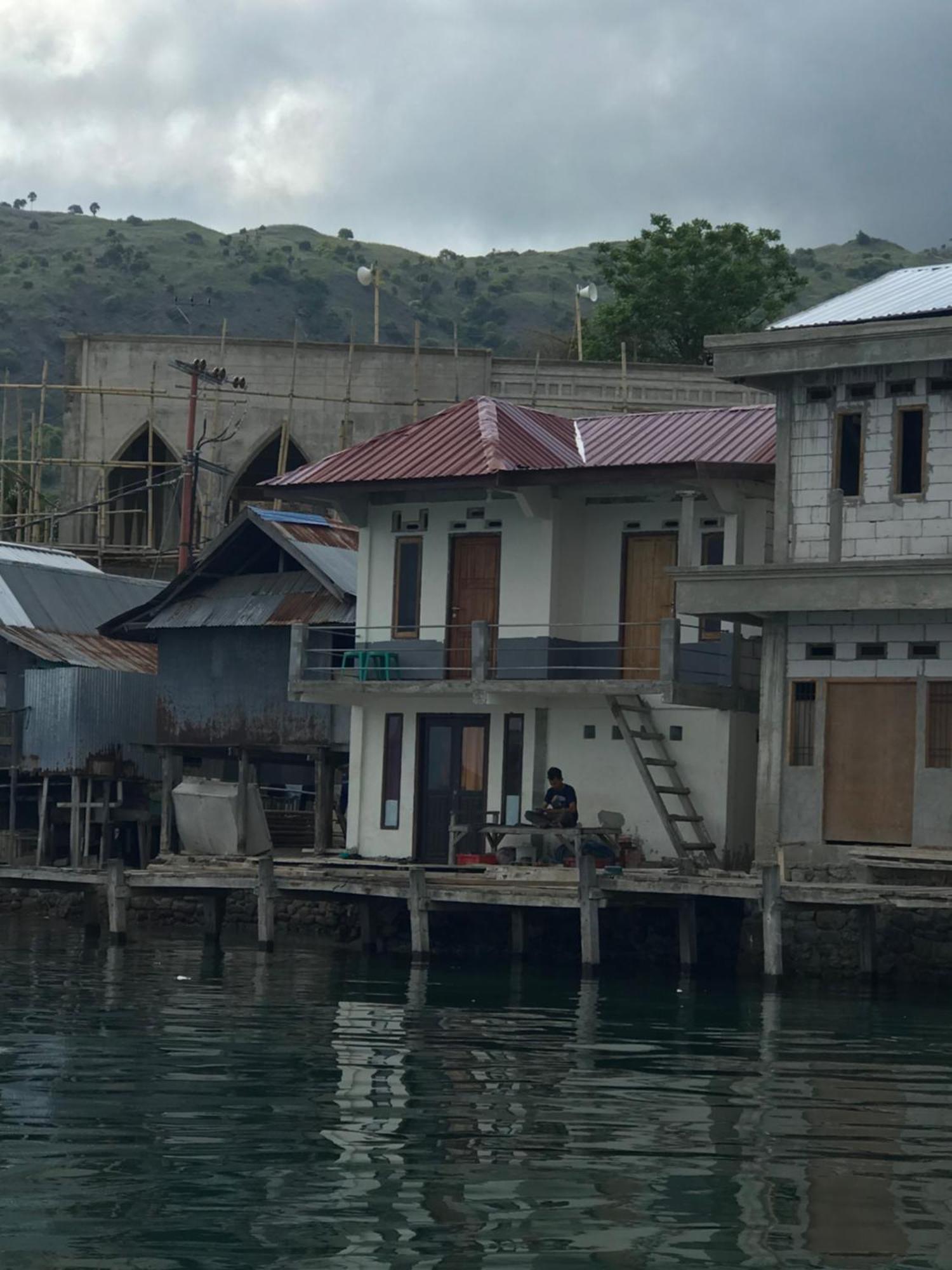 Ora Komodo Home Stay 외부 사진